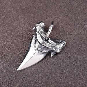 Haaientand hanger - 925 zilver