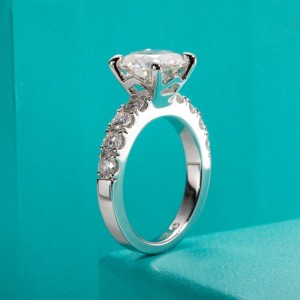 Celine Liora 4.3 ct in goud en zilver 