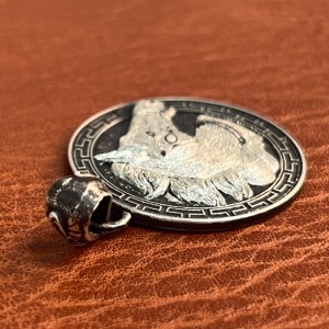 Paard hanger Grieks motief 