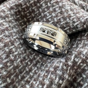 Trouwringen - Julian