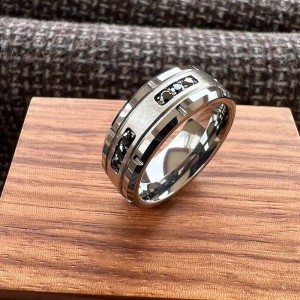 Trouwringen - Julian